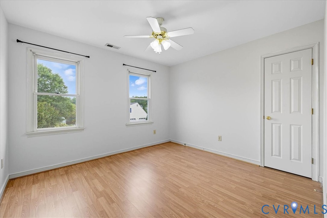 8132 Kiwi Ln