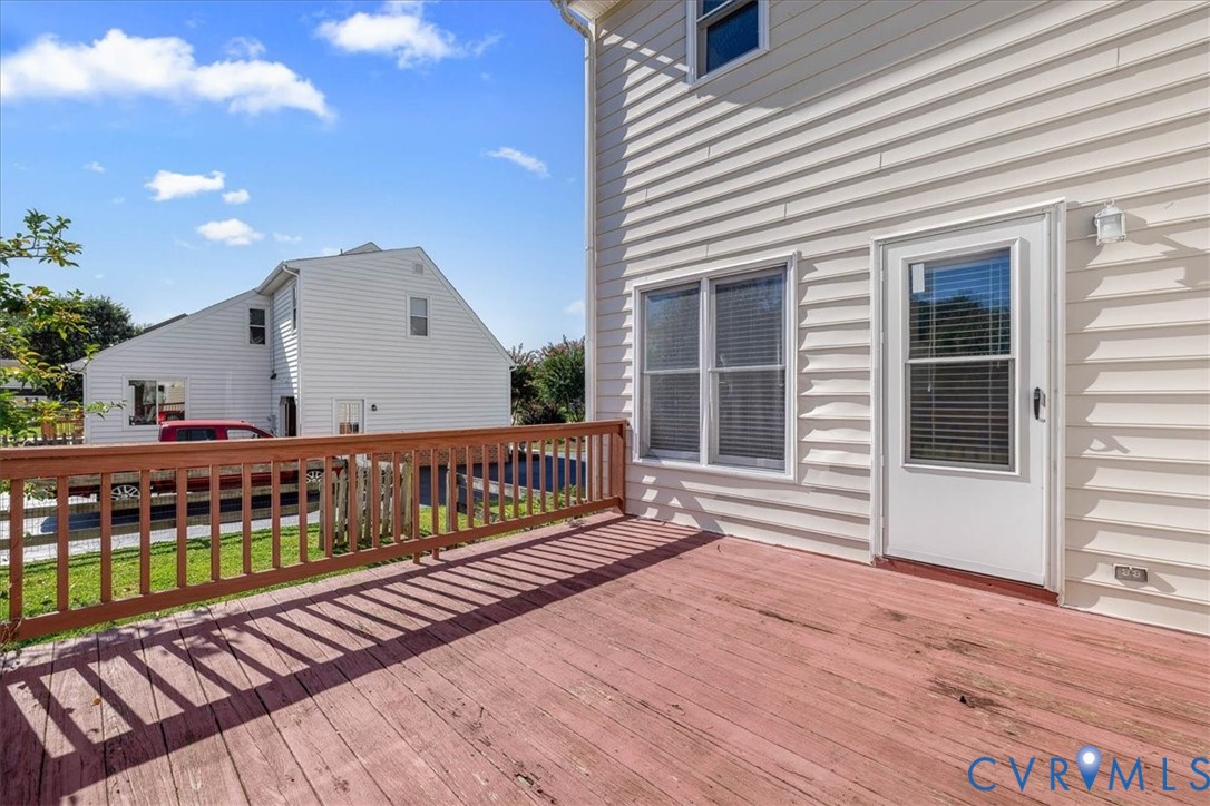 8132 Kiwi Ln