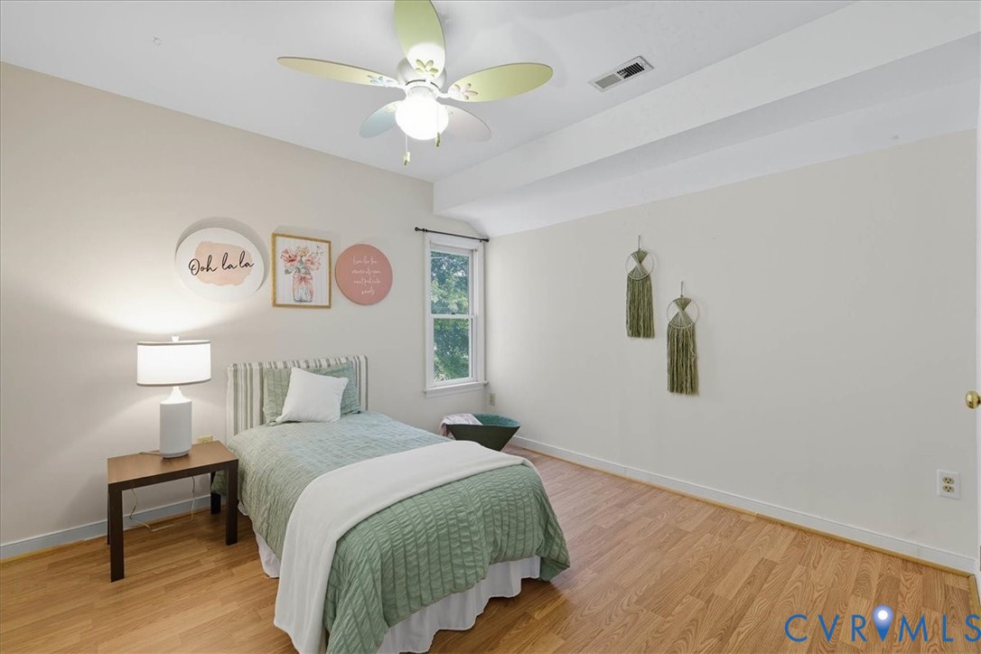 8132 Kiwi Ln