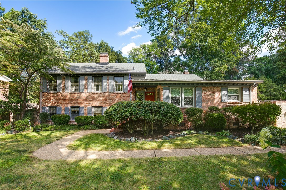 3041 Darnley Dr
