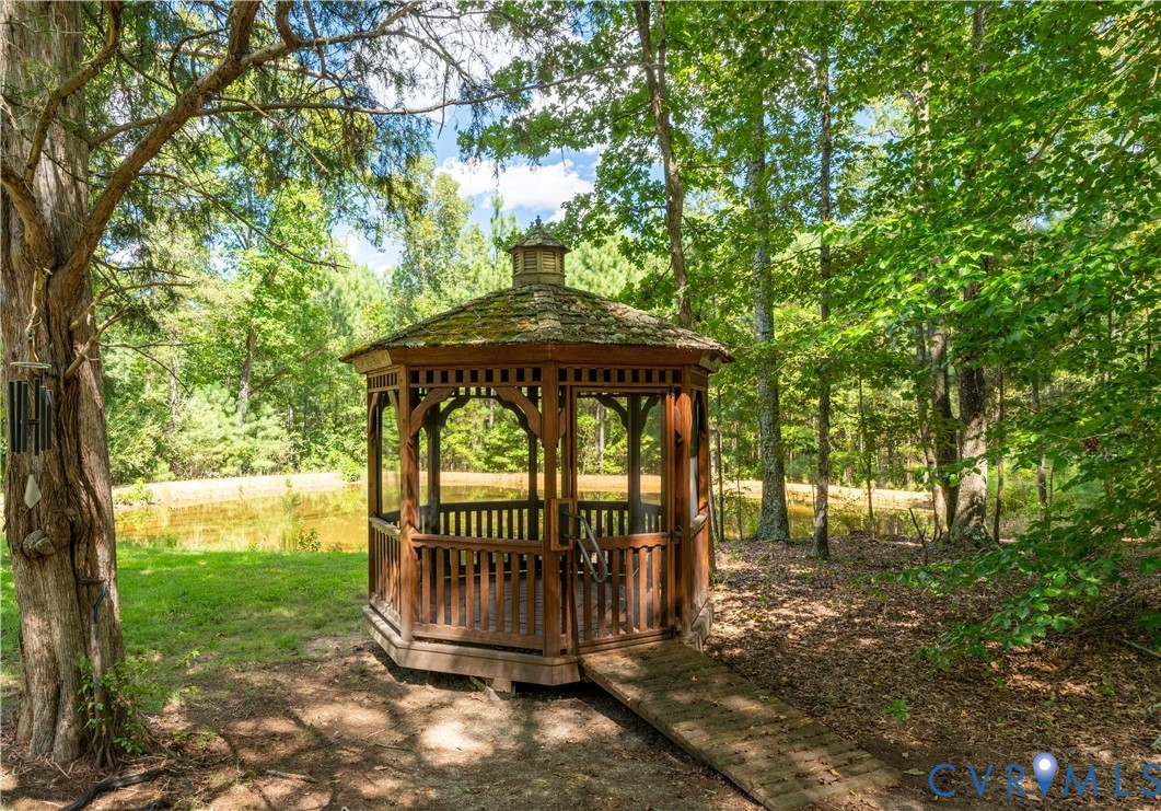 9900 Beaver Bridge Rd