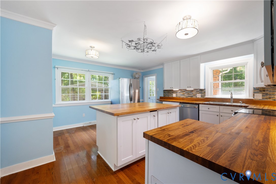 9900 Beaver Bridge Rd