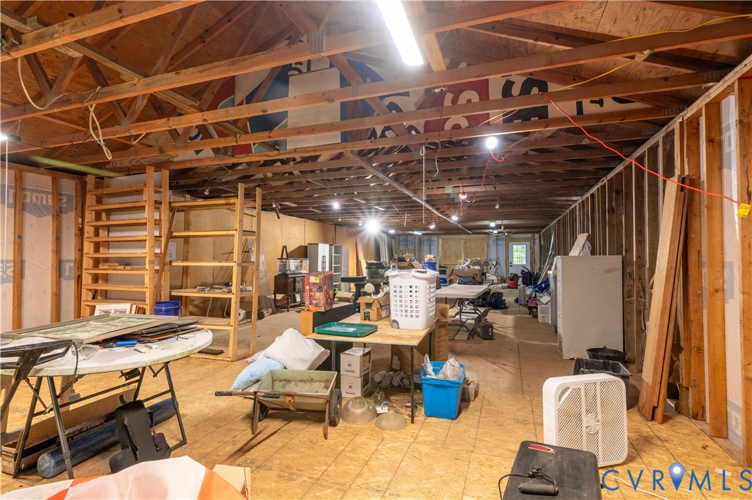 9900 Beaver Bridge Rd