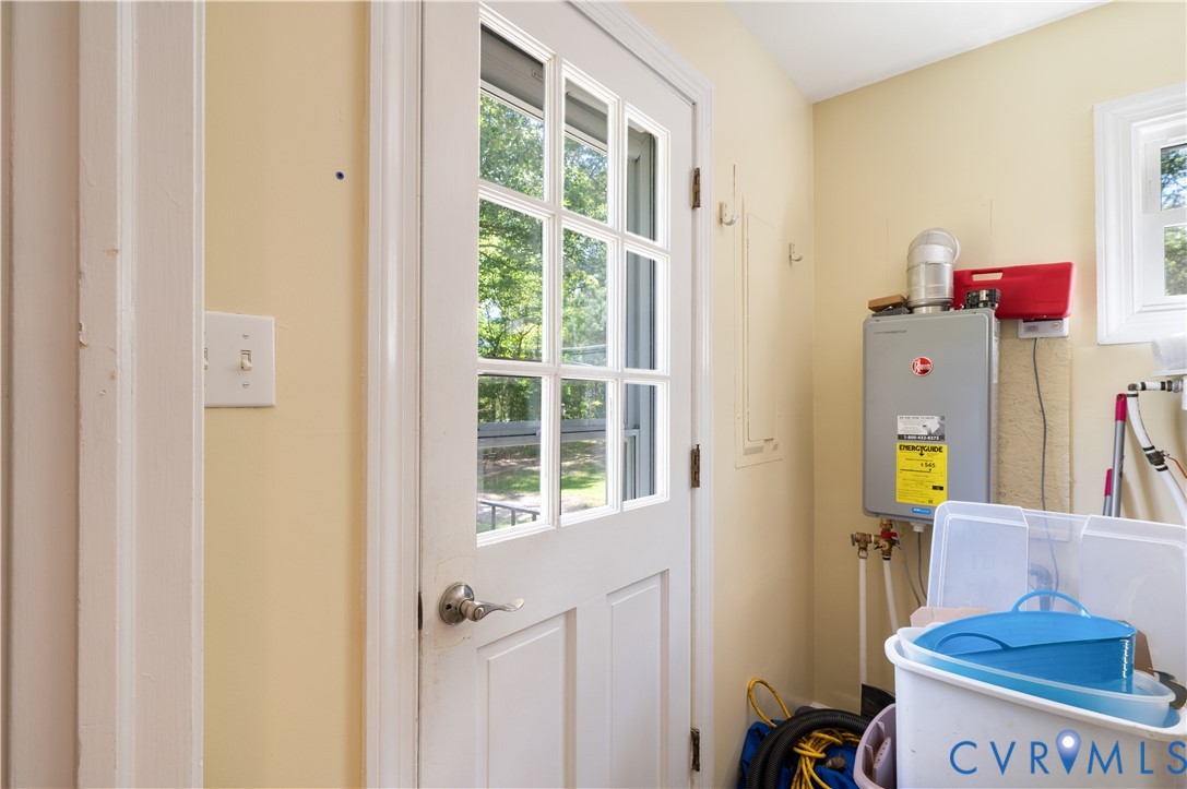 9900 Beaver Bridge Rd