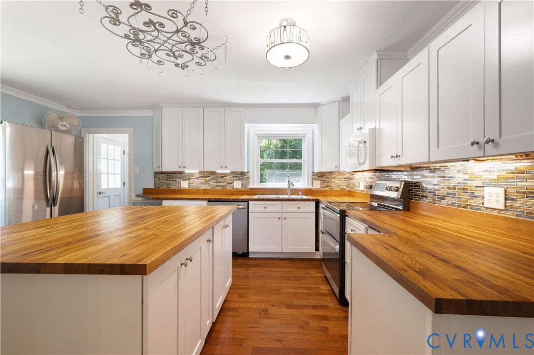 9900 Beaver Bridge Rd