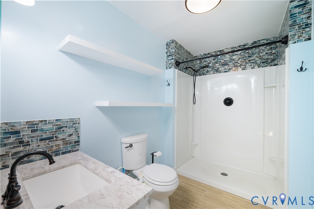 9900 Beaver Bridge Rd