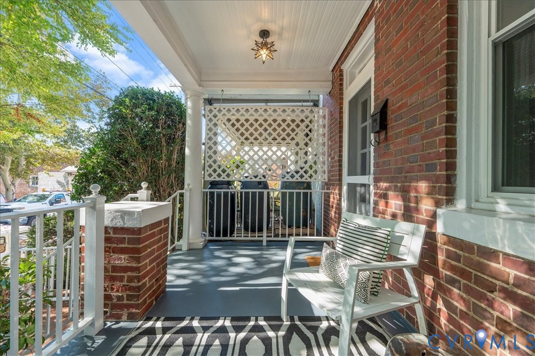 210 N Belmont Ave