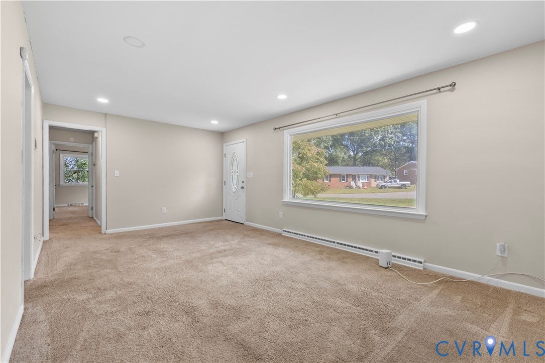 25108 Pinecroft Rd