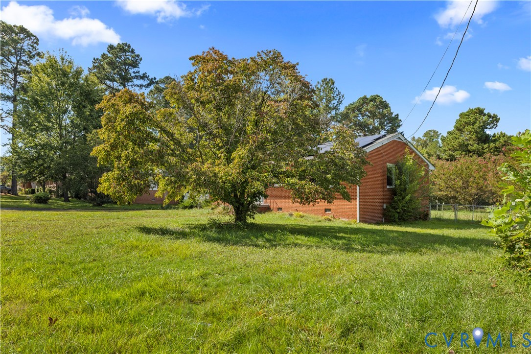 25108 Pinecroft Rd