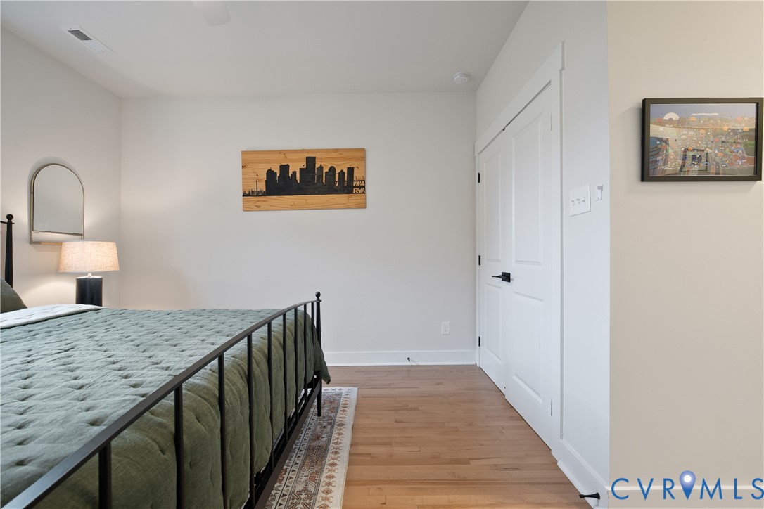 5400 Bloomingdale Ave