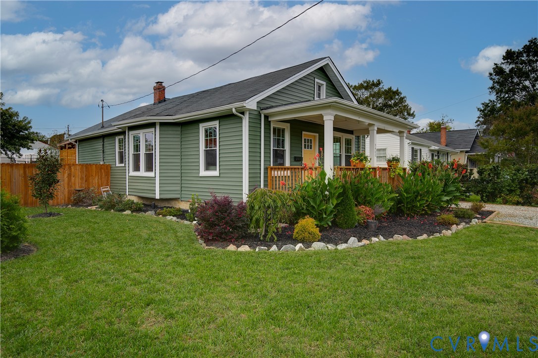 5400 Bloomingdale Ave