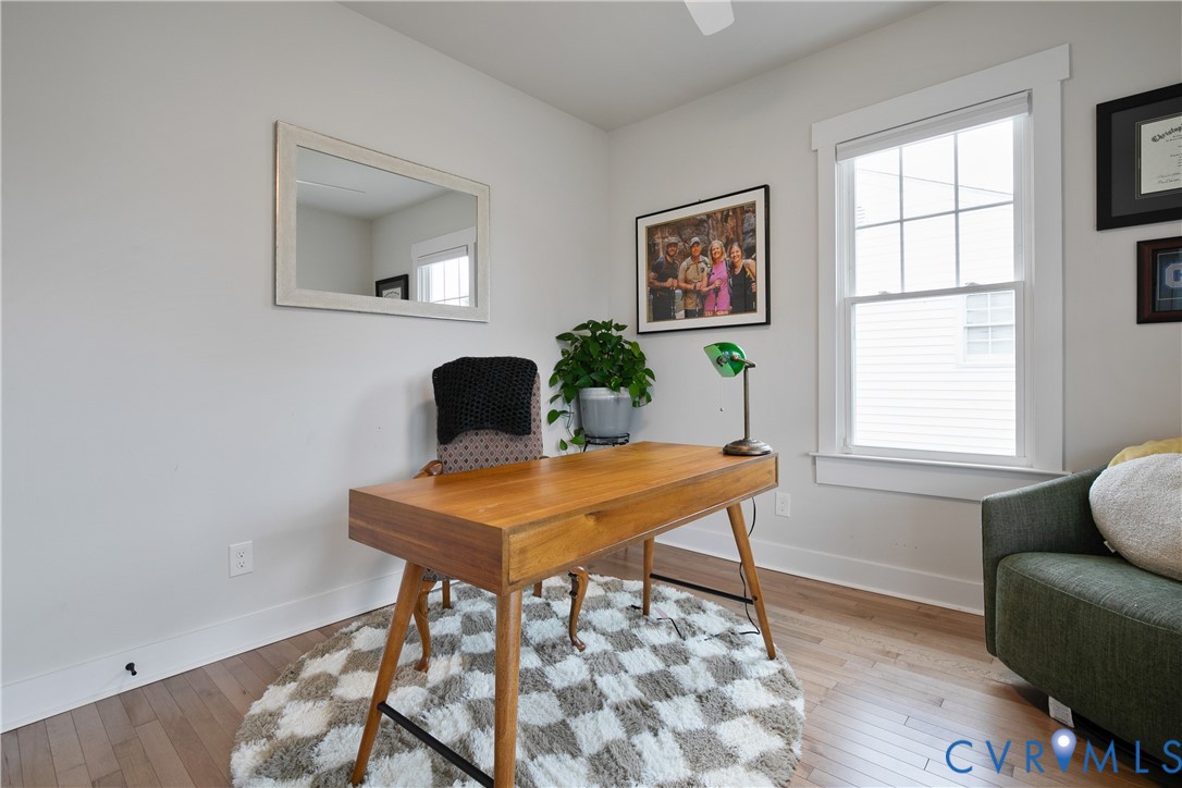 5400 Bloomingdale Ave