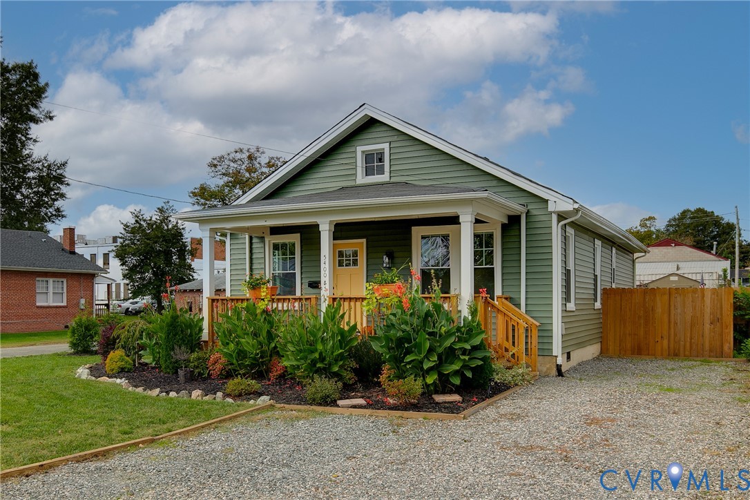 5400 Bloomingdale Ave