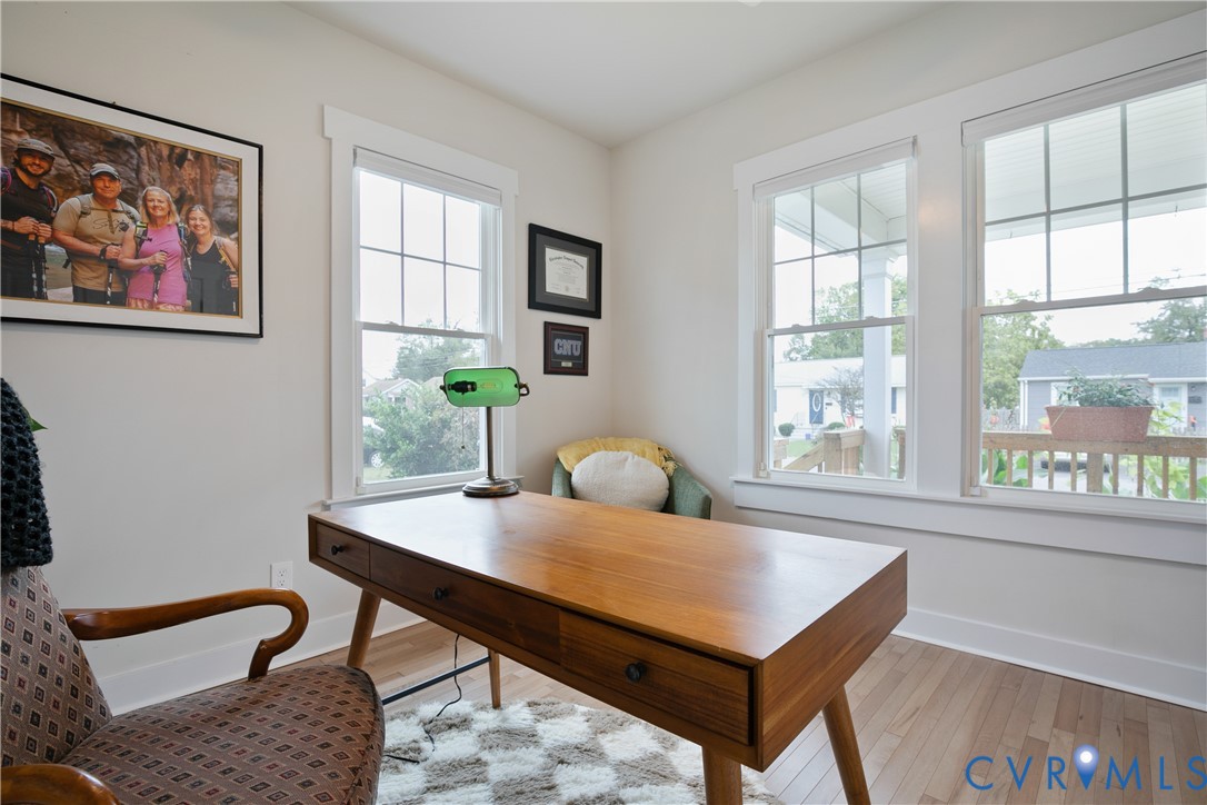 5400 Bloomingdale Ave