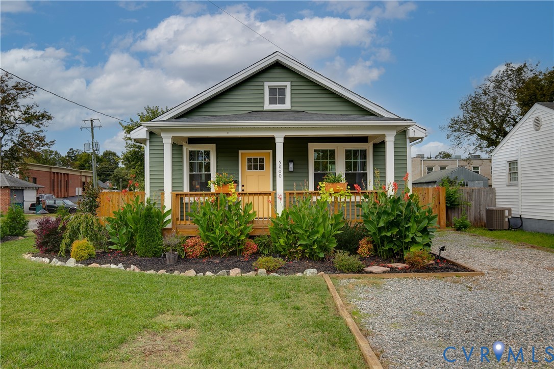 5400 Bloomingdale Ave