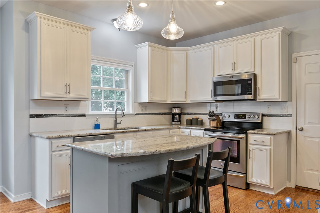 14706 Collington Turn