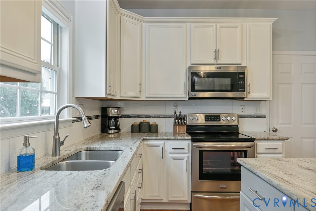 14706 Collington Turn