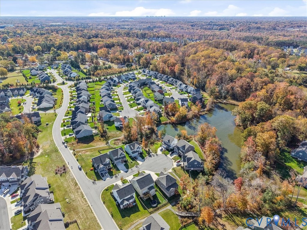 9002 Spring Green Loop