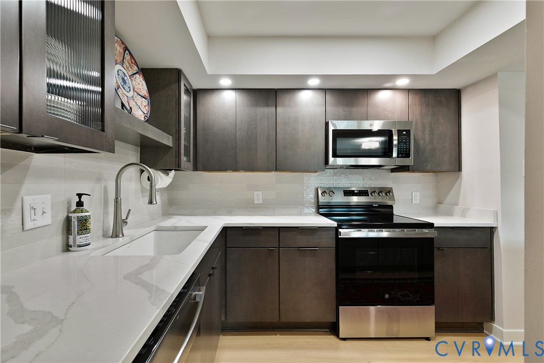 2956 Hathaway Rd Unit#U410