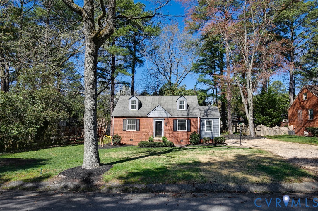 1202 Bobbiedell Ln