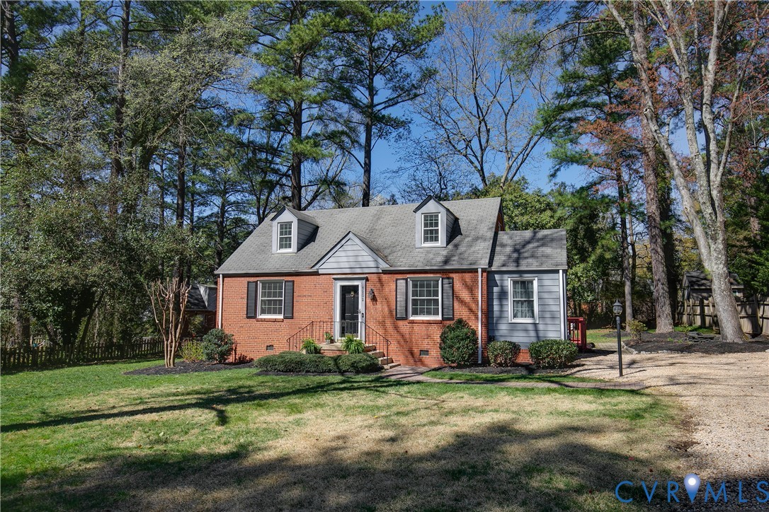1202 Bobbiedell Ln