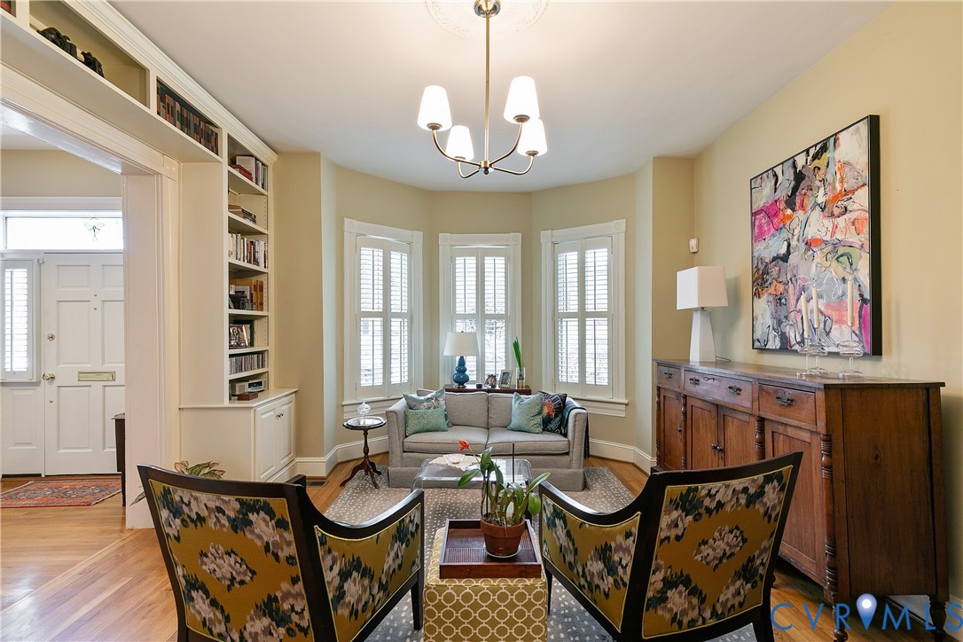 409 N Arthur Ashe Blvd