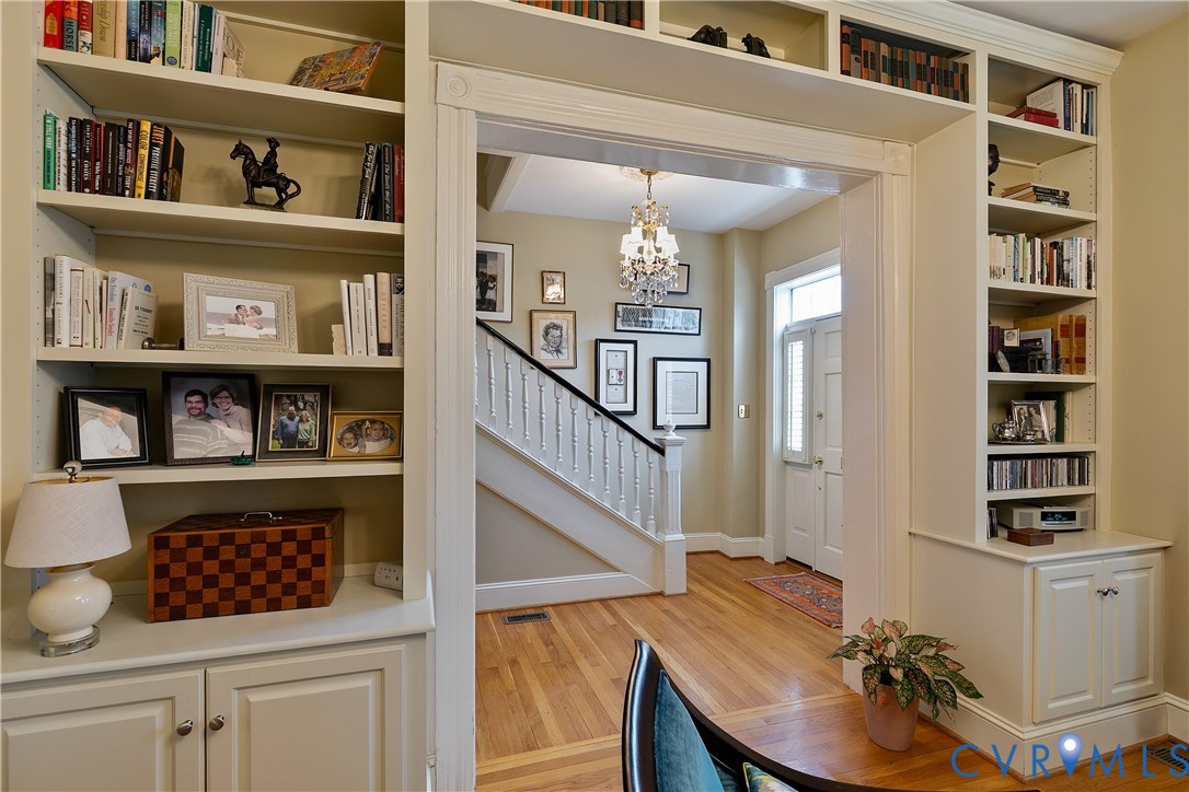 409 N Arthur Ashe Blvd