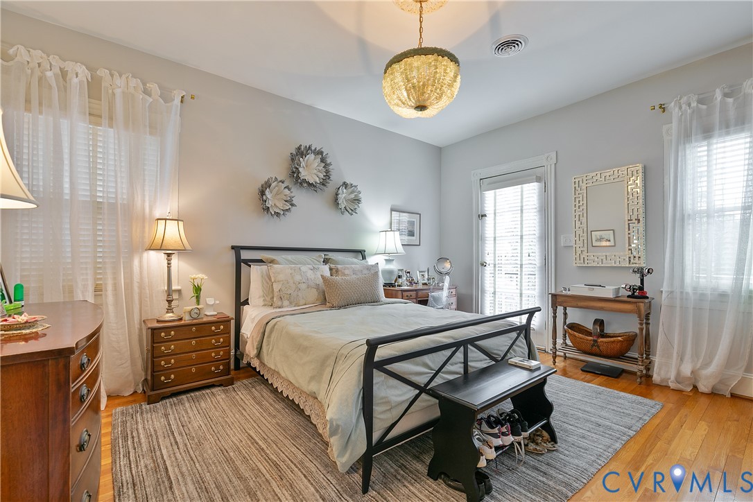 409 N Arthur Ashe Blvd