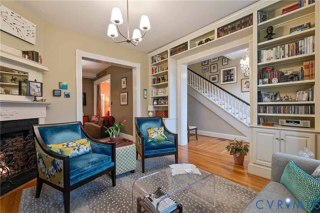 409 N Arthur Ashe Blvd