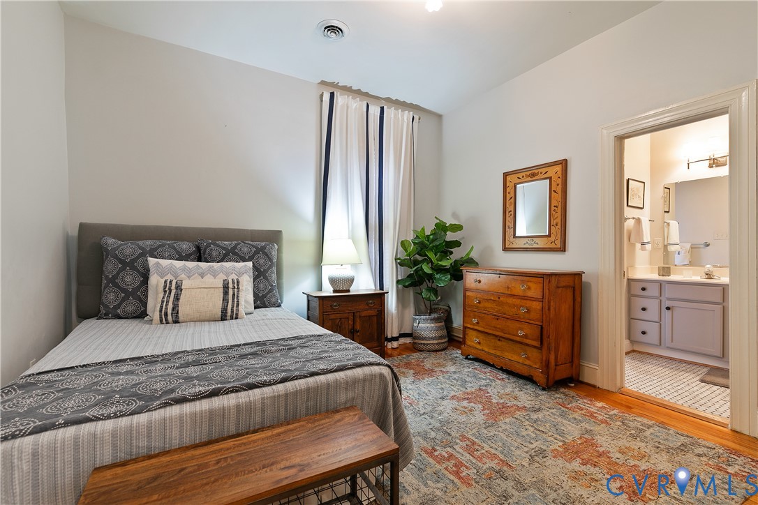 409 N Arthur Ashe Blvd