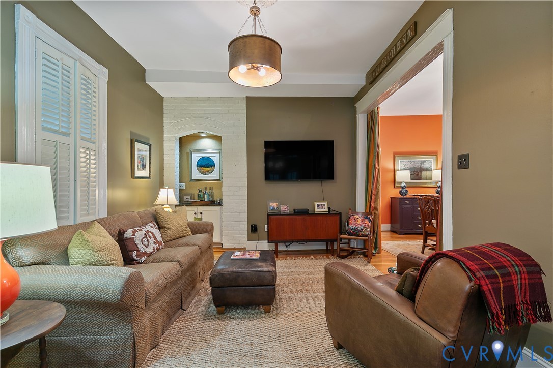 409 N Arthur Ashe Blvd