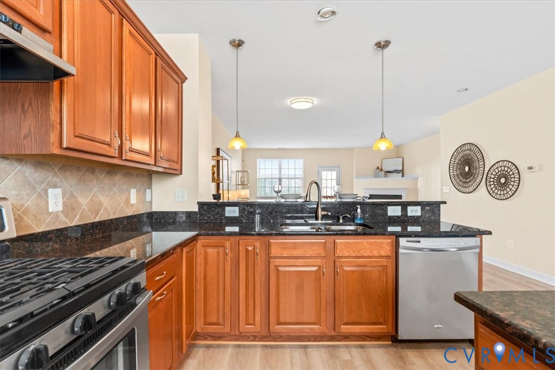 4823 Sapphire Dr Unit#4823