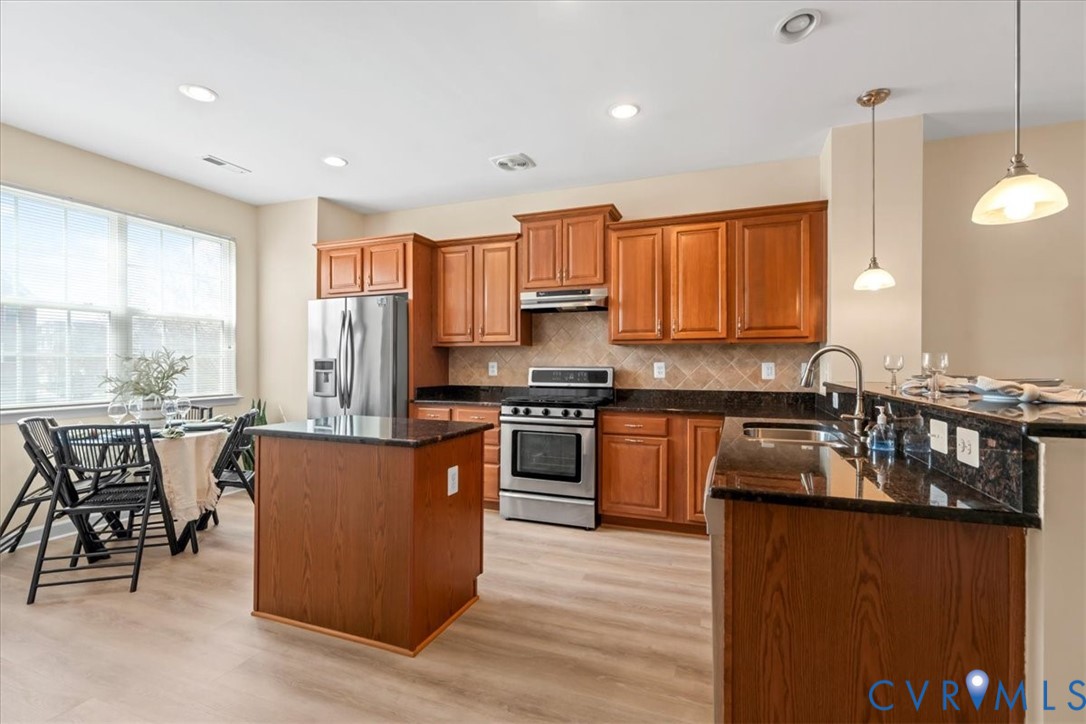 4823 Sapphire Dr Unit#4823