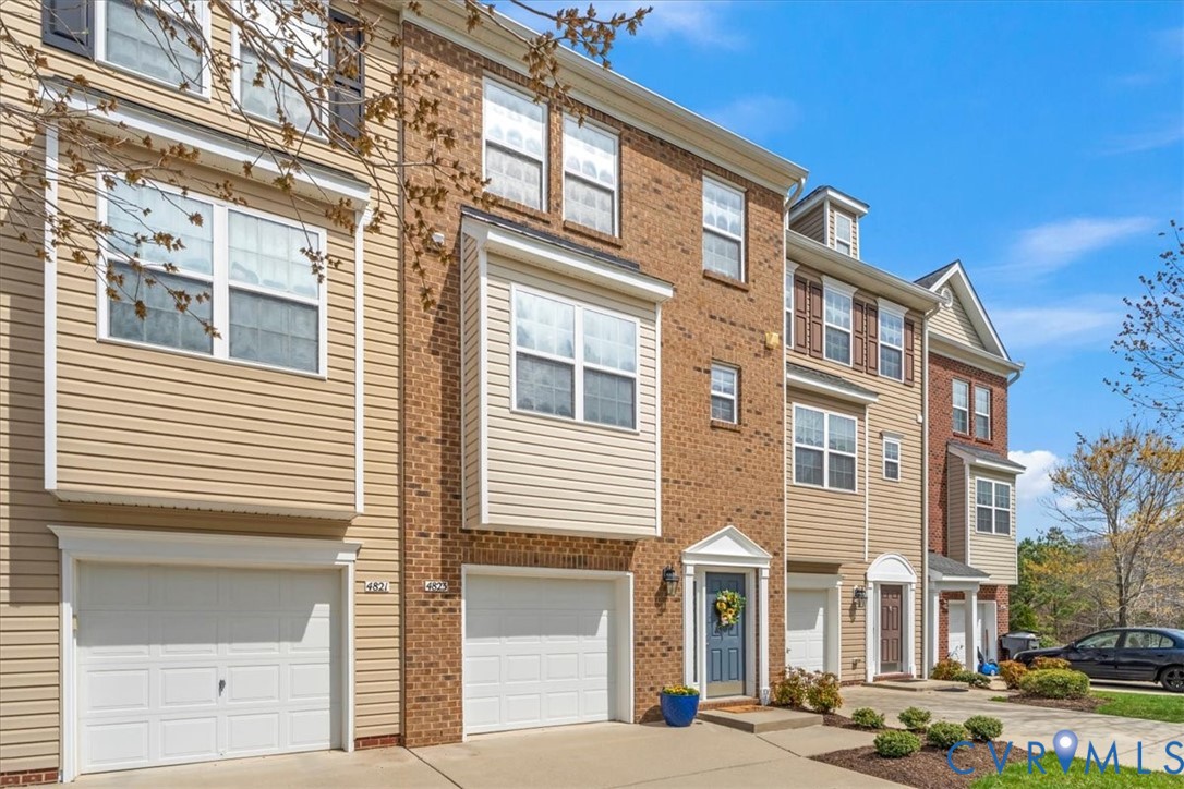 4823 Sapphire Dr Unit#4823