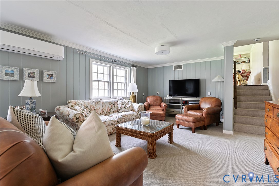 3041 Darnley Dr