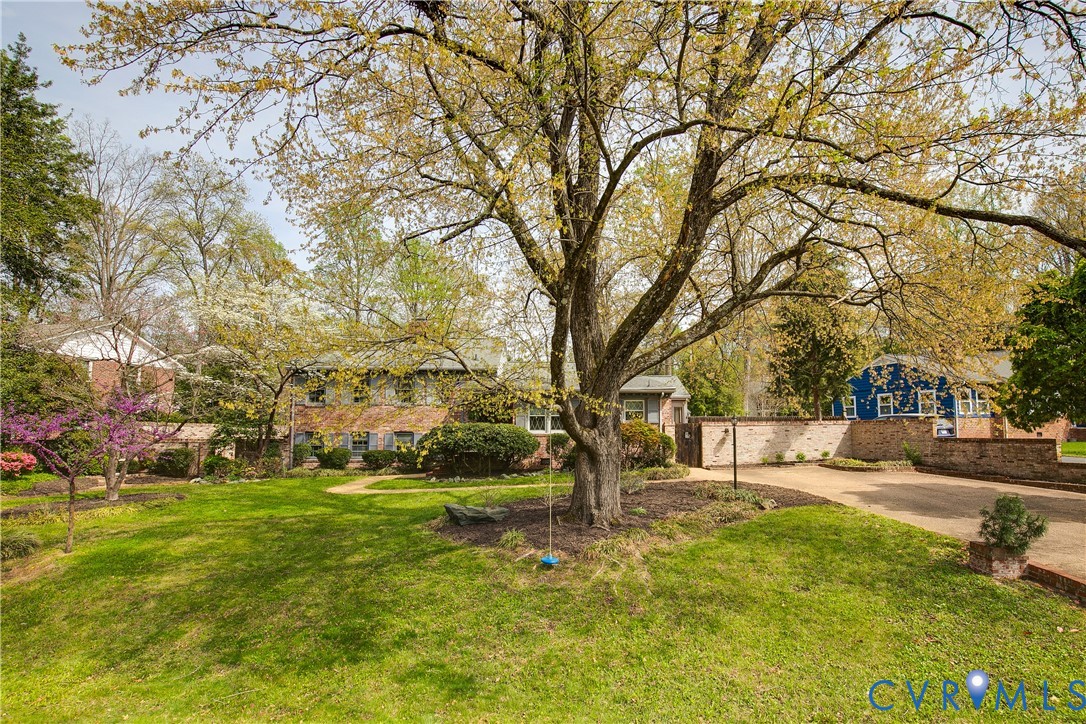 3041 Darnley Dr