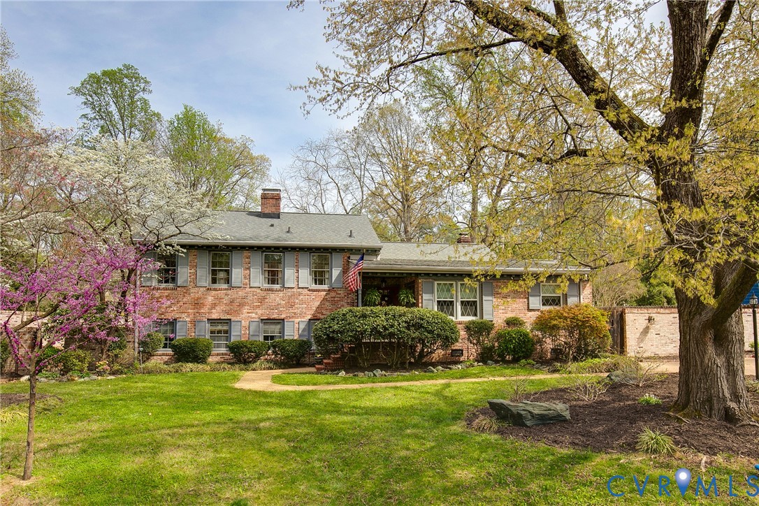 3041 Darnley Dr