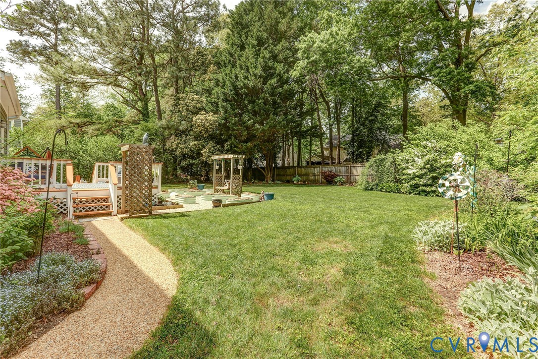 10159 Spring Ivy Ln