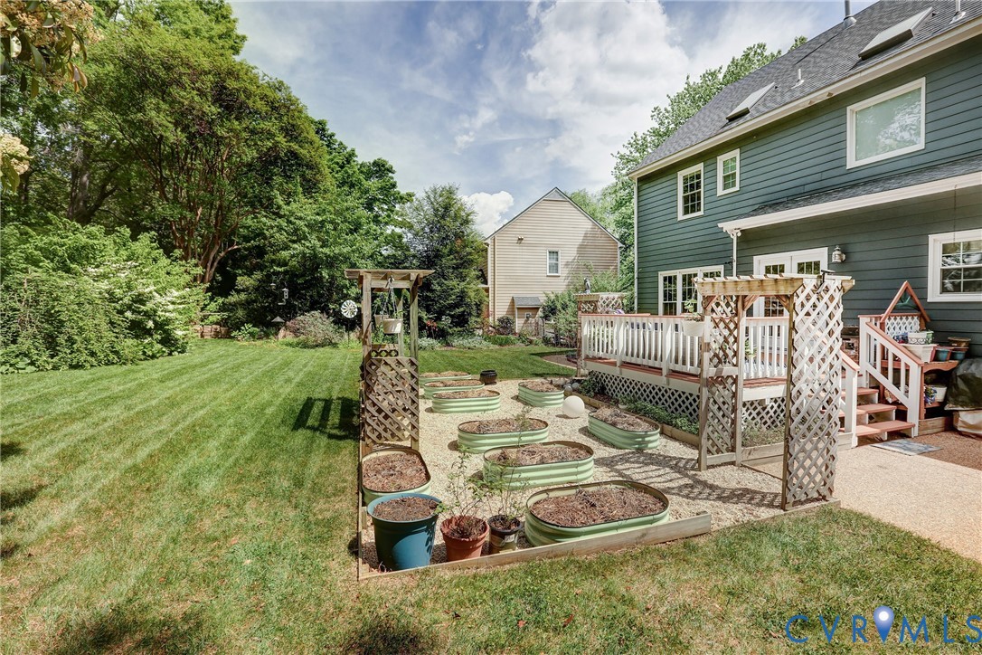 10159 Spring Ivy Ln