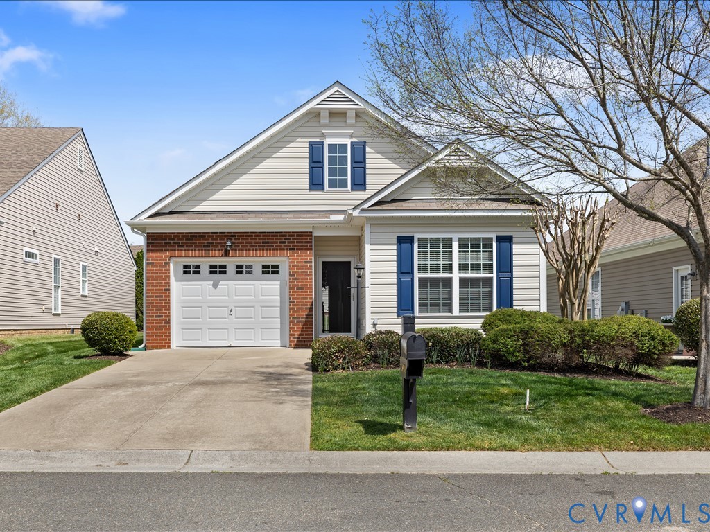 7438 Rose Stable Ct