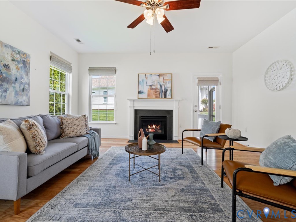 7438 Rose Stable Ct