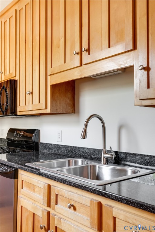 1600 Grove Ave Unit#U4