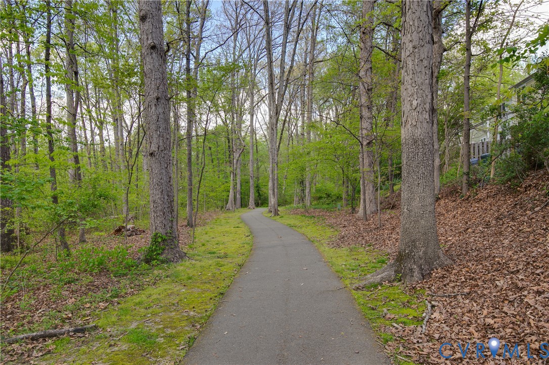 1632 Heritage Hill Dr