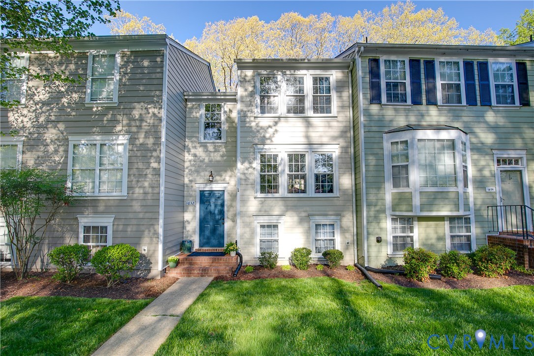 1632 Heritage Hill Dr