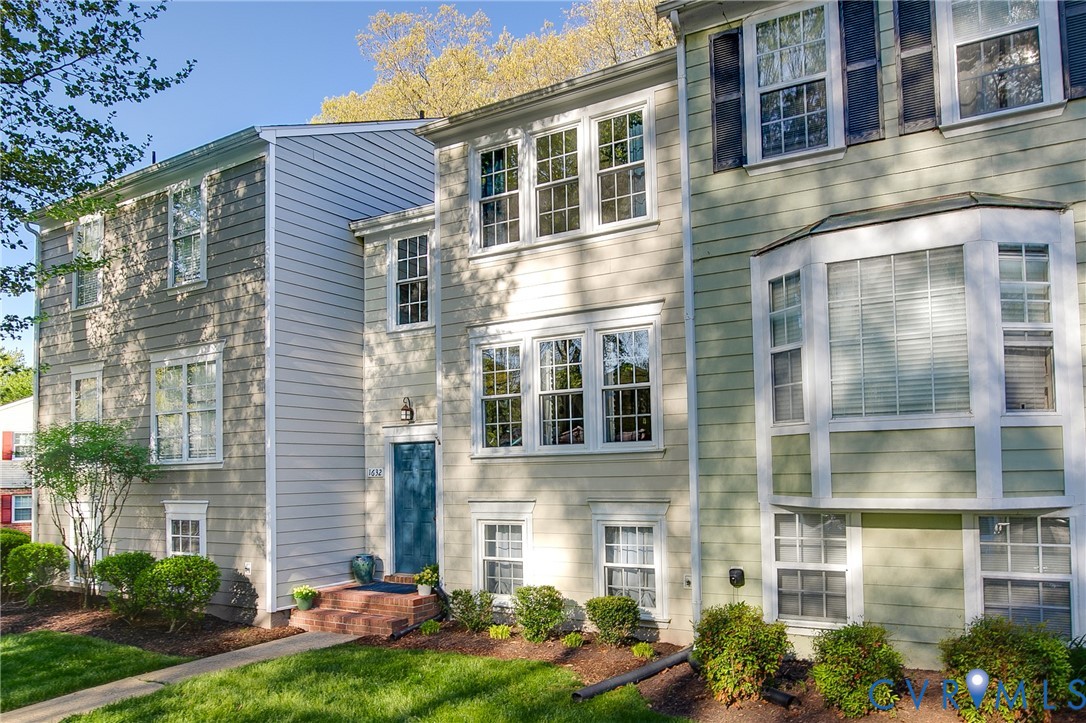 1632 Heritage Hill Dr