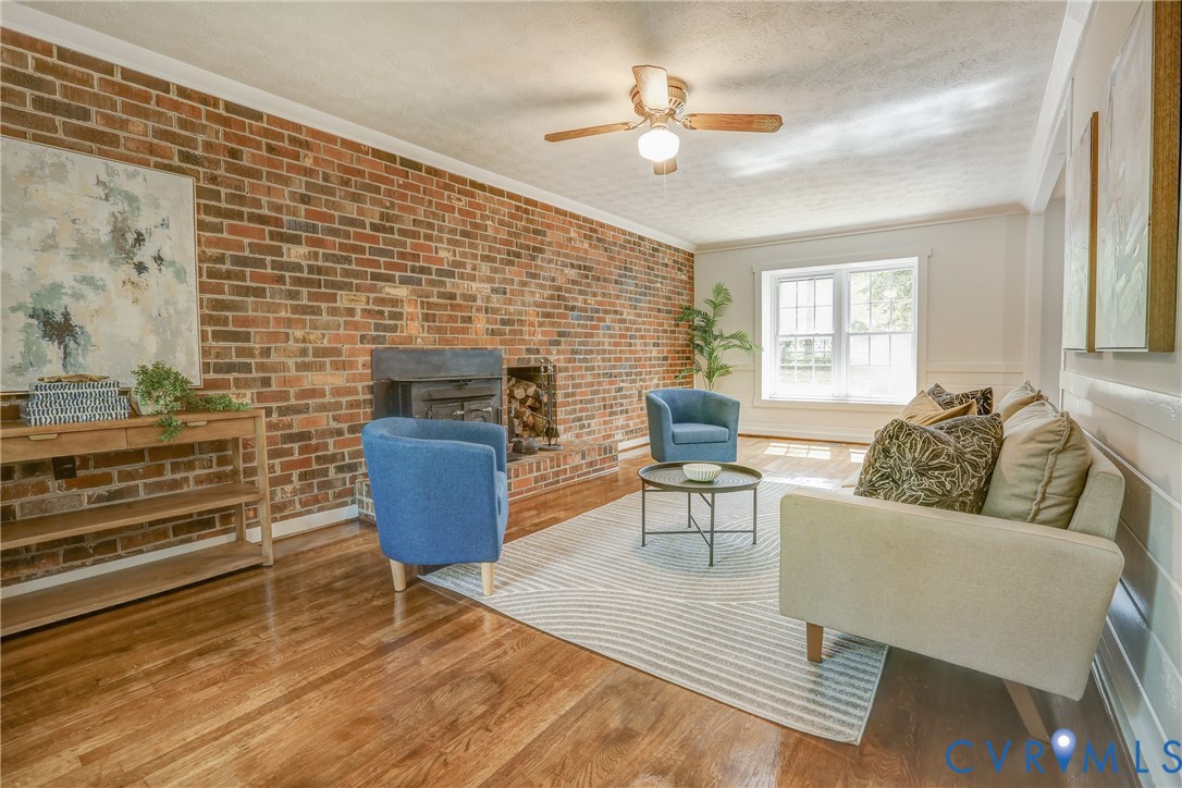 661 Greencastle Rd