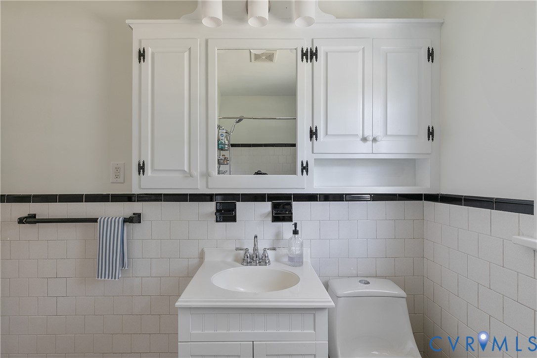 7607 Chamberlayne Ave