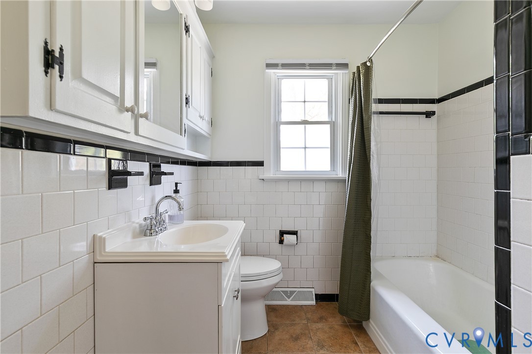 7607 Chamberlayne Ave