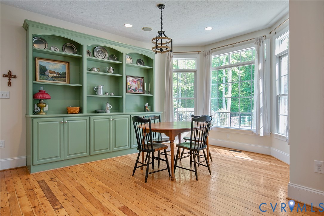 5297 Deer Beagle Ln
