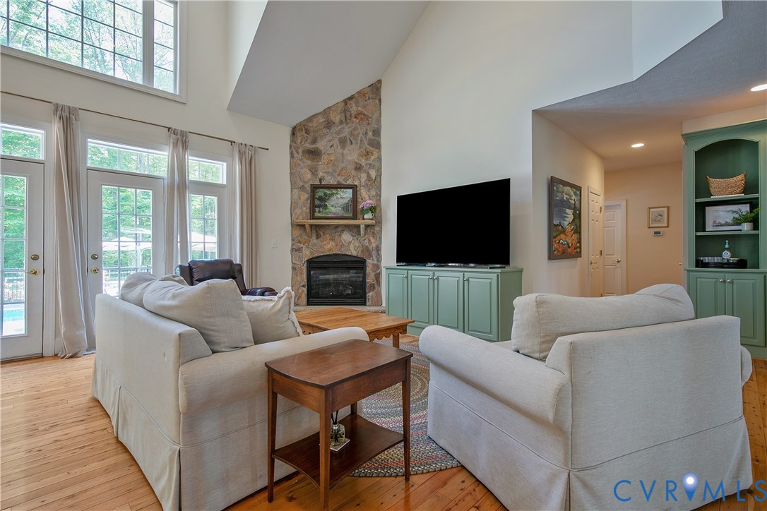5297 Deer Beagle Ln